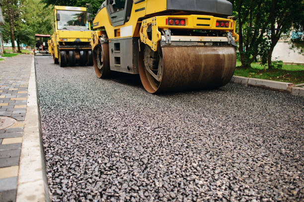 Best Local Driveway Pavers  in Corydon, IA